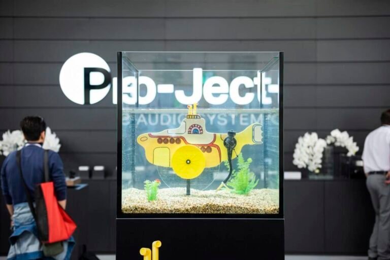 Pro-Ject The Beatles Yellow Submarine (Limited Edition)