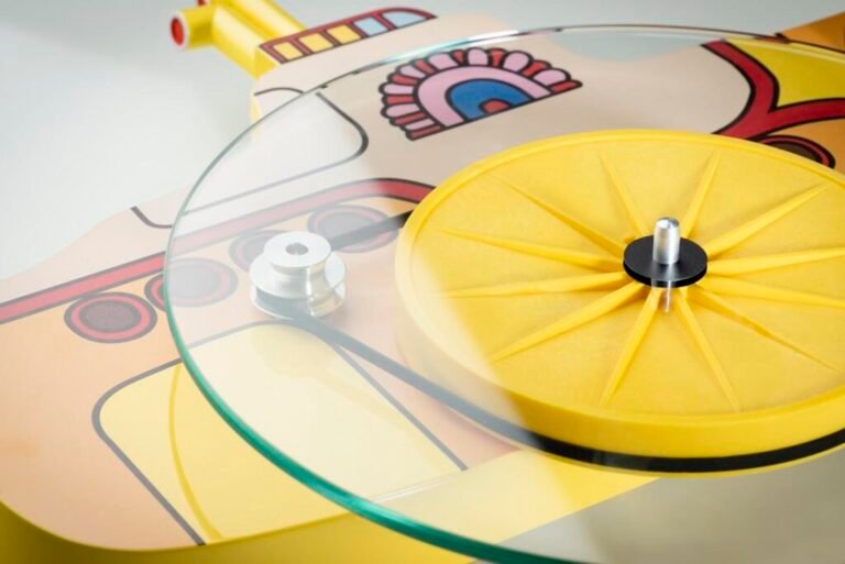 Pro-Ject The Beatles Yellow Submarine (Limited Edition)